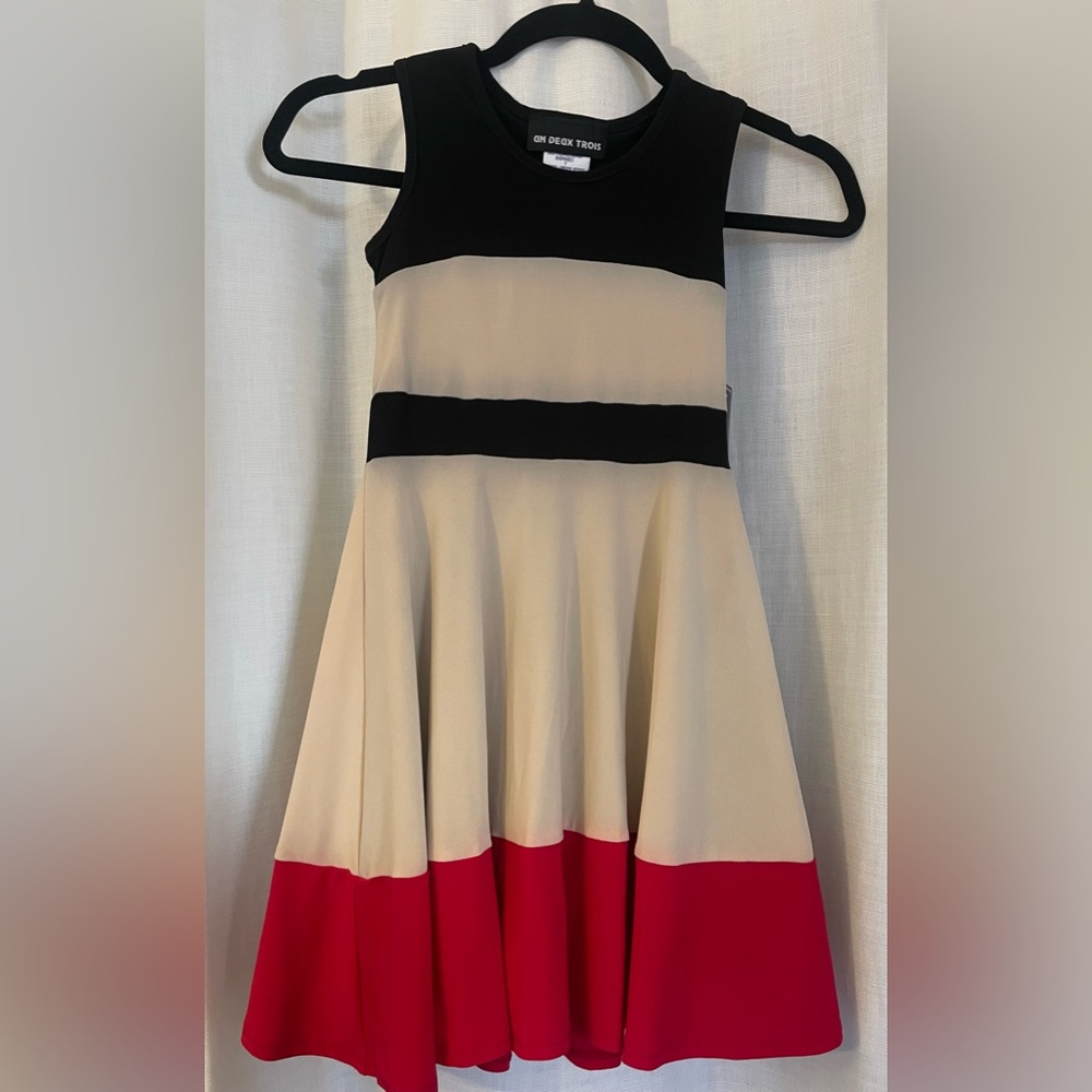 NWT Un Deux Trois Dress